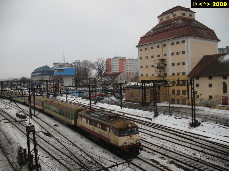 D0002046.jpg